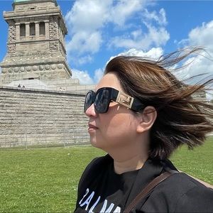 Meet your Posher, Rochelle